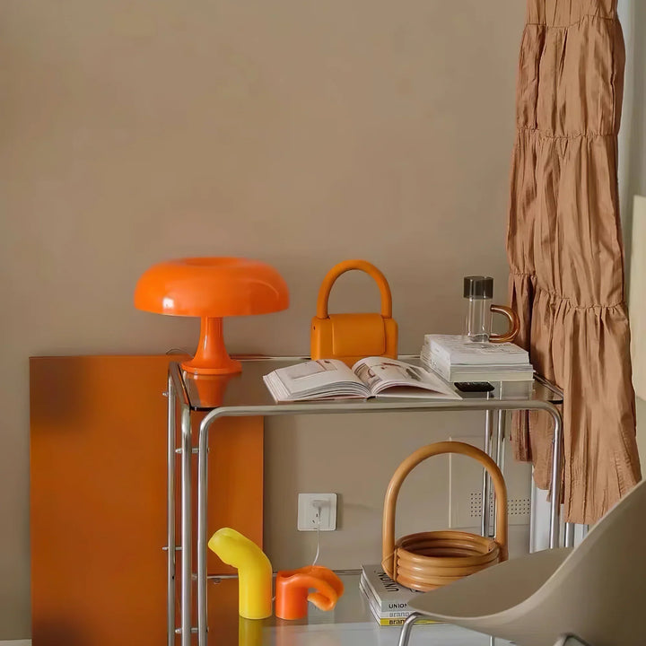 Triana table lamp