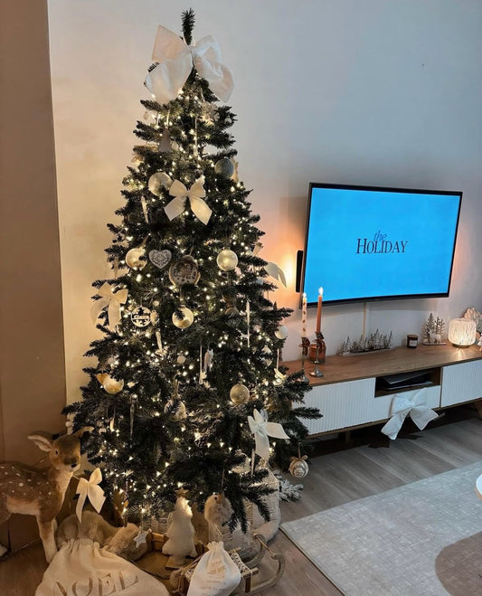 Kunst Weihnachtsbaum - 210 cm, 300 Led's, Weihnachtskugelset