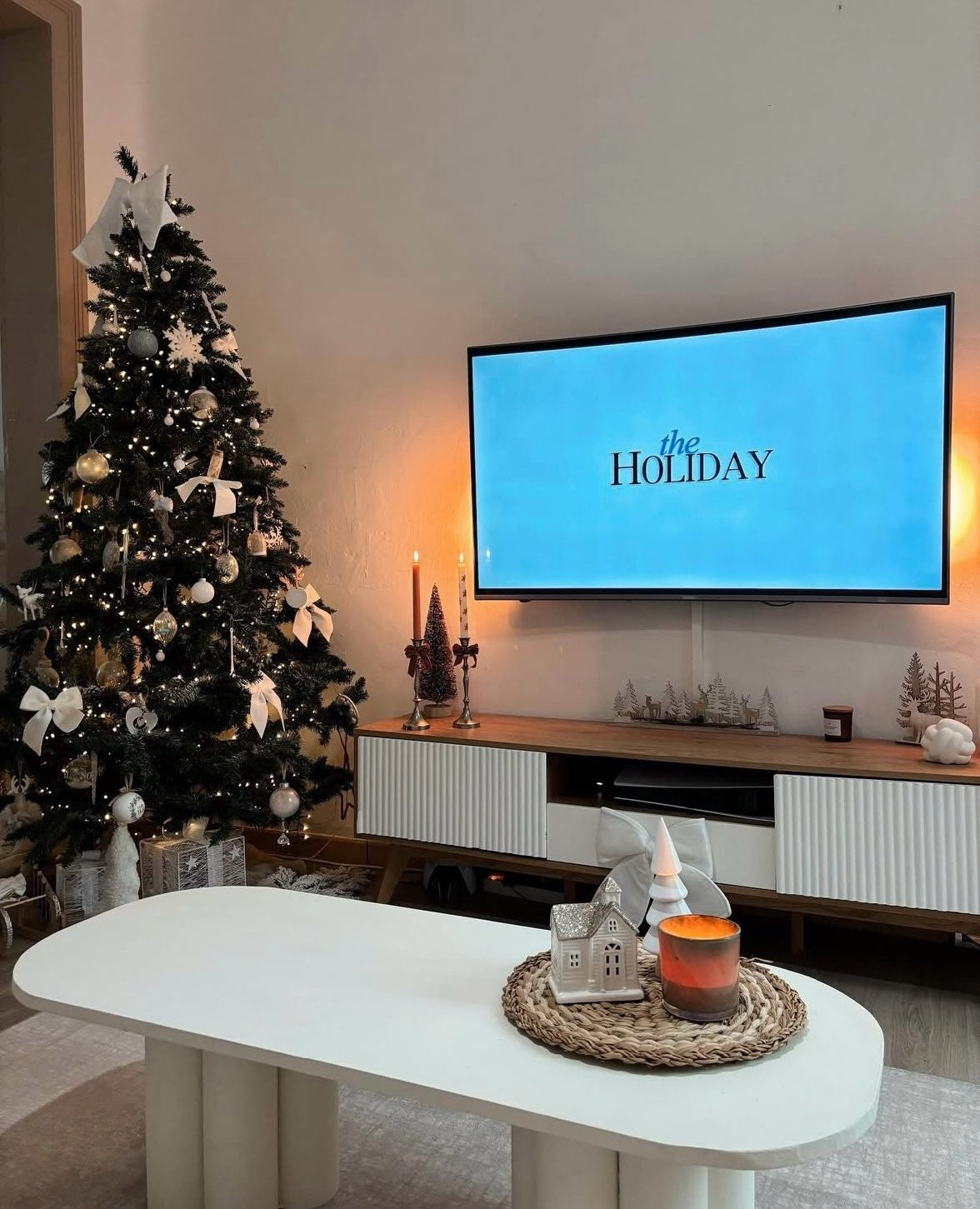 Kunst Weihnachtsbaum - 210 cm, 300 Led's, Weihnachtskugelset